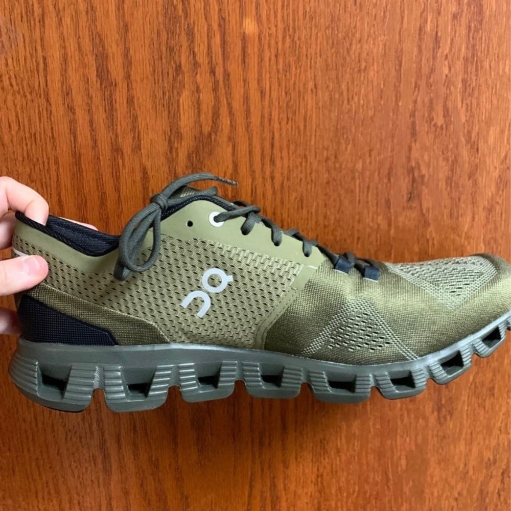 Mens On Cloud shoes Cloud X